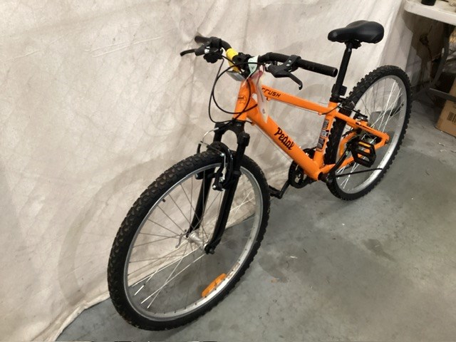 Pedal Crush Mountain Bike