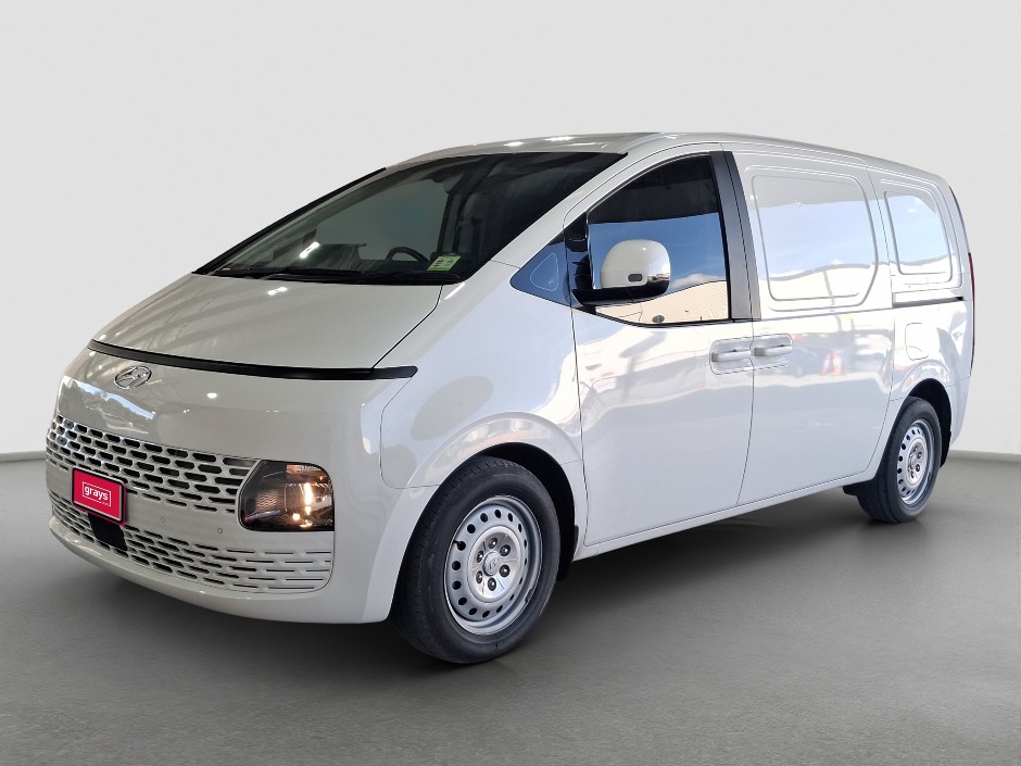 2022 Hyundai STARIA LOAD Diesel