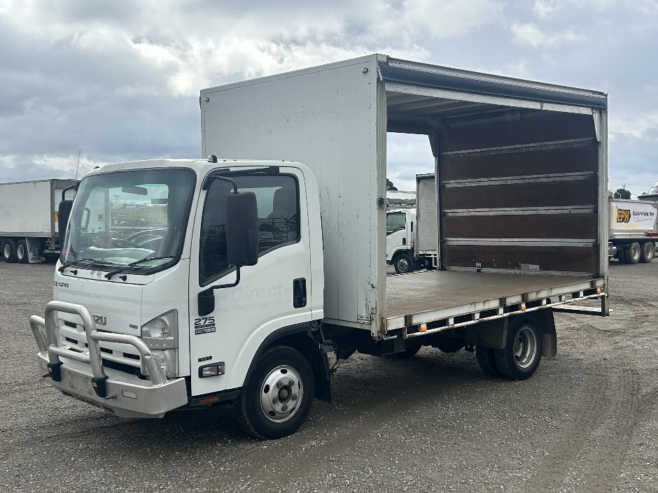 <p>2014 Isuzu NPR 275 Medium Sitec Series III 155 4x2 Curtainsider</p>