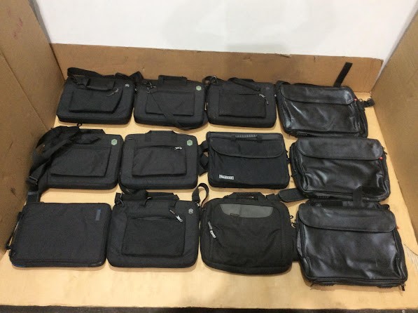 Mix Brand and Model Laptop Bags (Lot of 12)