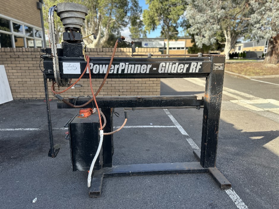 <p>Power Pinner Clider R/F - Gripnail Fasterning System</p>