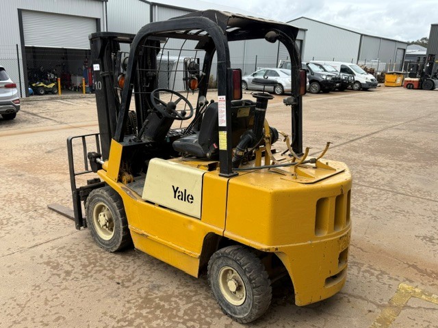 <p>Yale GLP25RCJUAE Counterbalance Forklift</p>