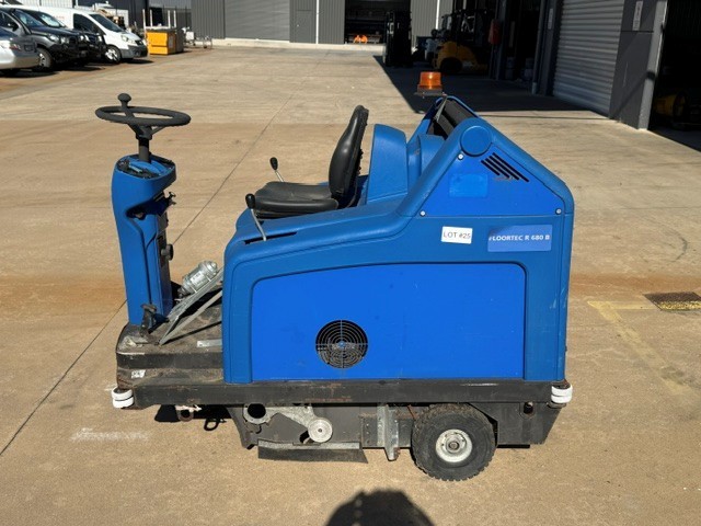 <p>Nilfisk Alto Floortex R680B</p>