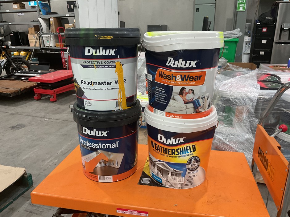 4 x Assorted 15Lt Tubs of Paint