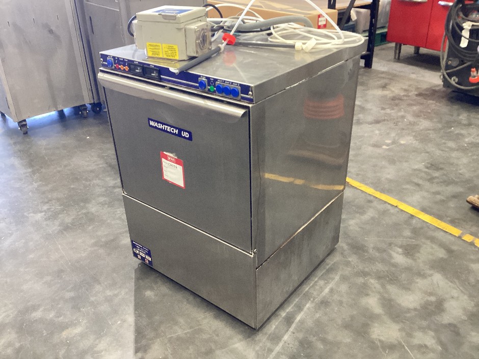 No Reserve Washtech UD Commercial Glass Dishwasher