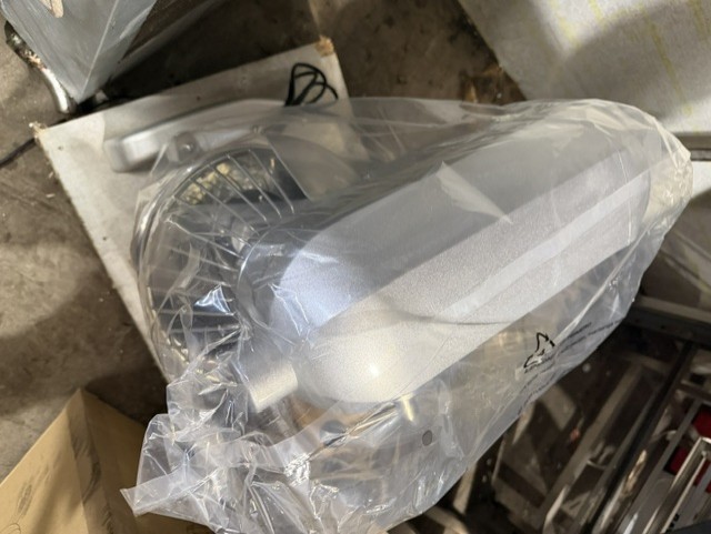 <p>New Apuro Planetary Mixer 9L</p>