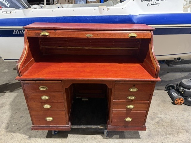 <p>Large Roll Top Desk</p>