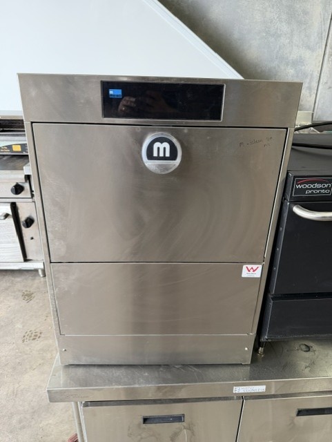 <p>Meiko M-iClean UM - Underbench Dishwasher and Glasswasher 500x500mm</p>