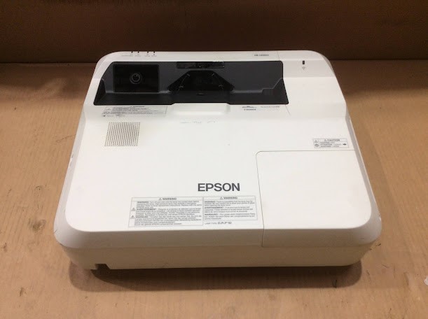 Epson EB-1450Ui LCD Projector