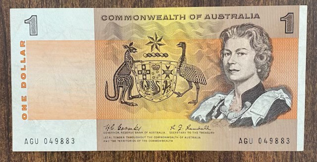 Complete set of rare Coombs / Randal signature banknote