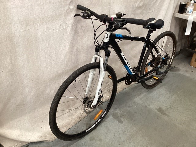 Apollo Mountain Bike