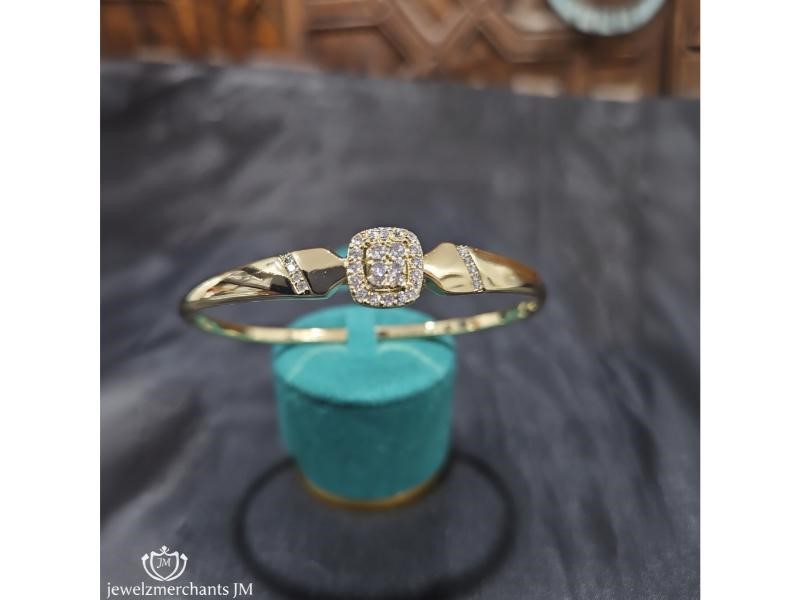 18K/Italy Gold Filled Bangle -(stamped 18K/Italy)-Warranty Quality