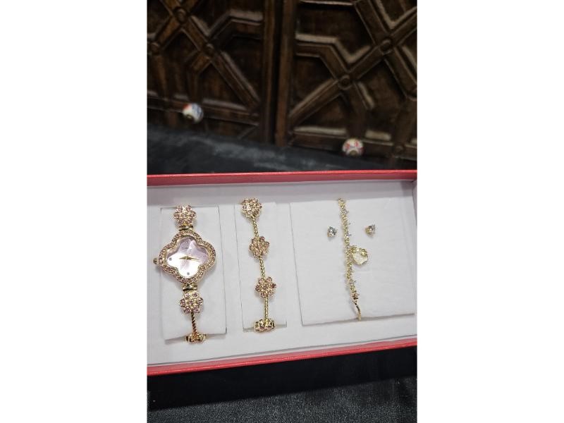 4-Piece Jewellery Set.Watch,Two Bracelet & Earrings(Gift Box Included)