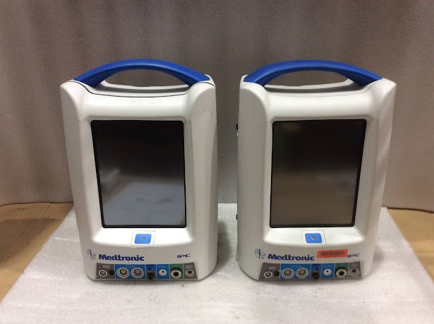 Medtronic IPC EC300 Integrated Power Console (Lot of 2)