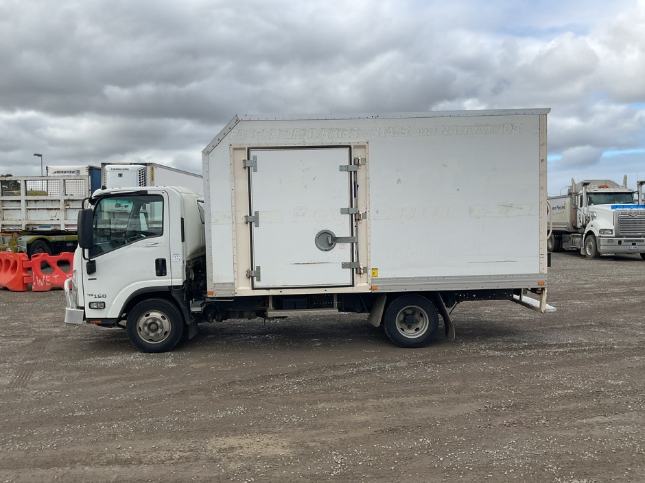 <p>2016 Isuzu NNR 45 150 4x2 Pantech</p>