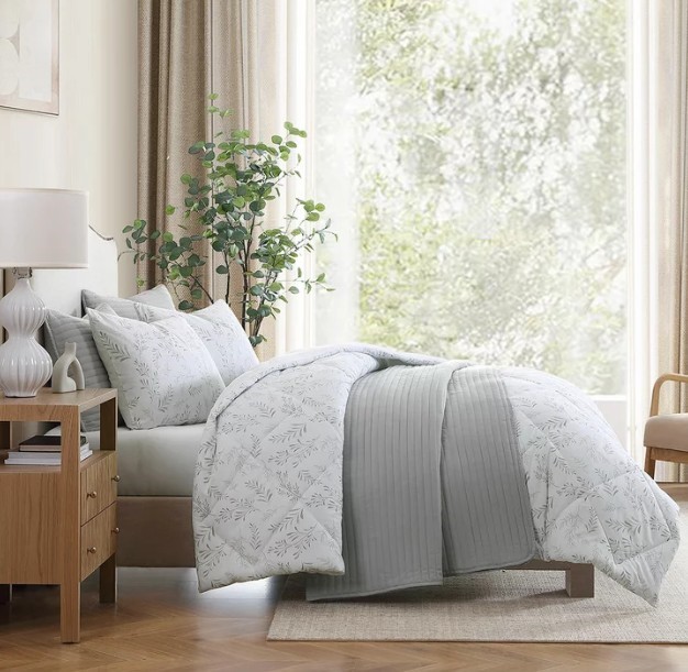 Jennifer Adams Comforter Set King 6 Piece Set, Ira Green.