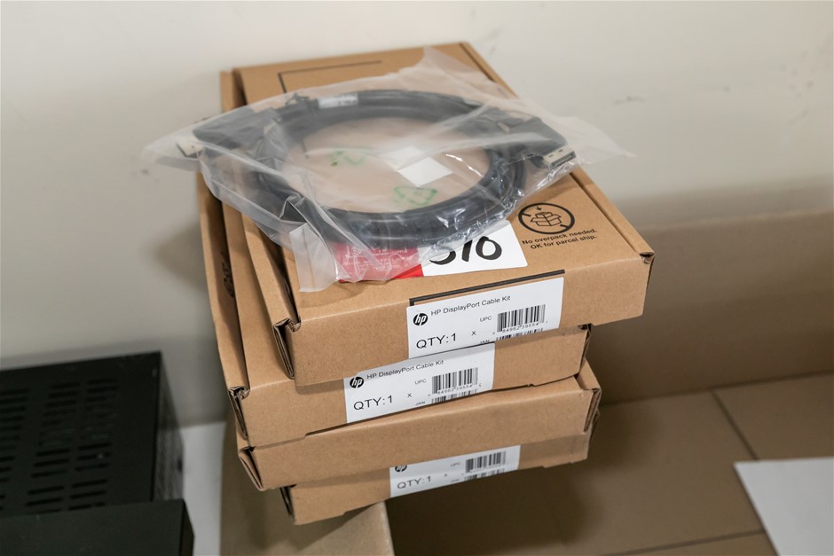 Display Port Cable in Box Unused