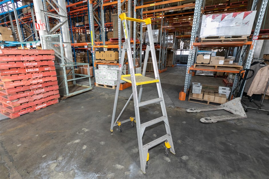 Bailey Mobile Alloy Platform Ladder