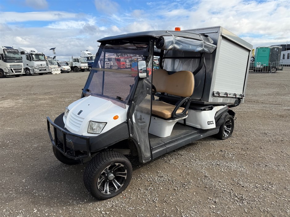 <p>2022 Suzhou Eagle Electric Utility Vehicle</p>