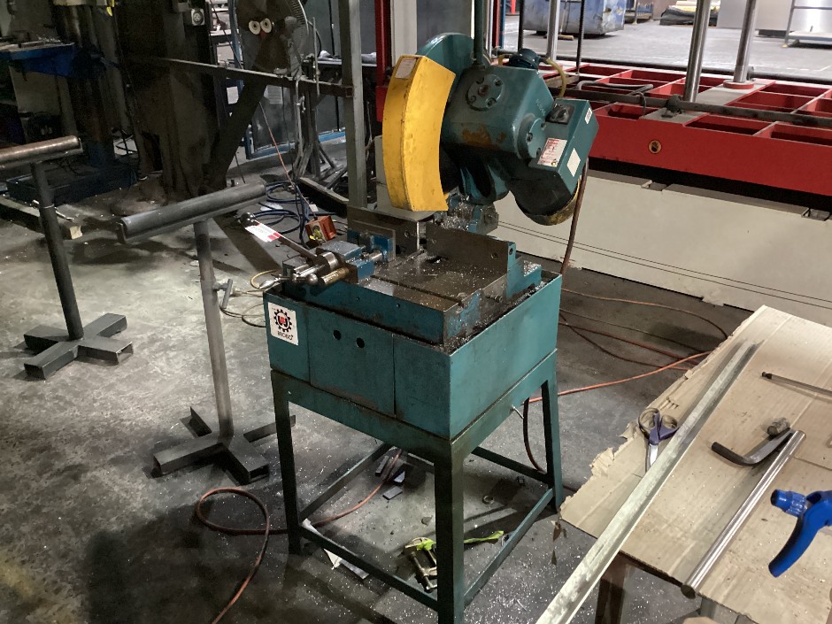 <p>Brobo Coldsaw</p>