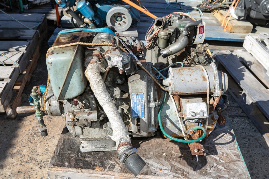 <B>PETTER AB1W Single Cylinder Diesel Engine</B>