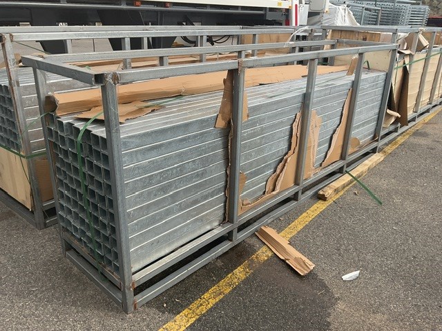 Fence Posts Pallet Of Approx 80 Fence Posts
