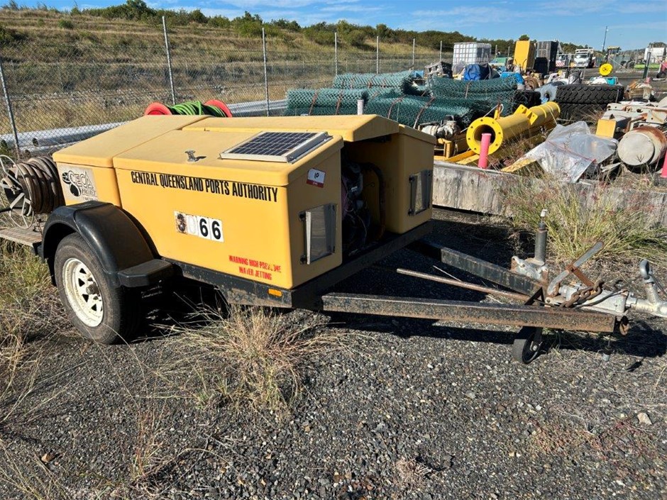 10/05 SECA Mobile Pressure Washer Classic Trailers