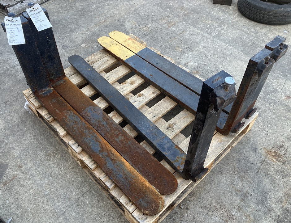 2x Sets of Forklift Tynes & 1 Additional Tyne - Derrimut