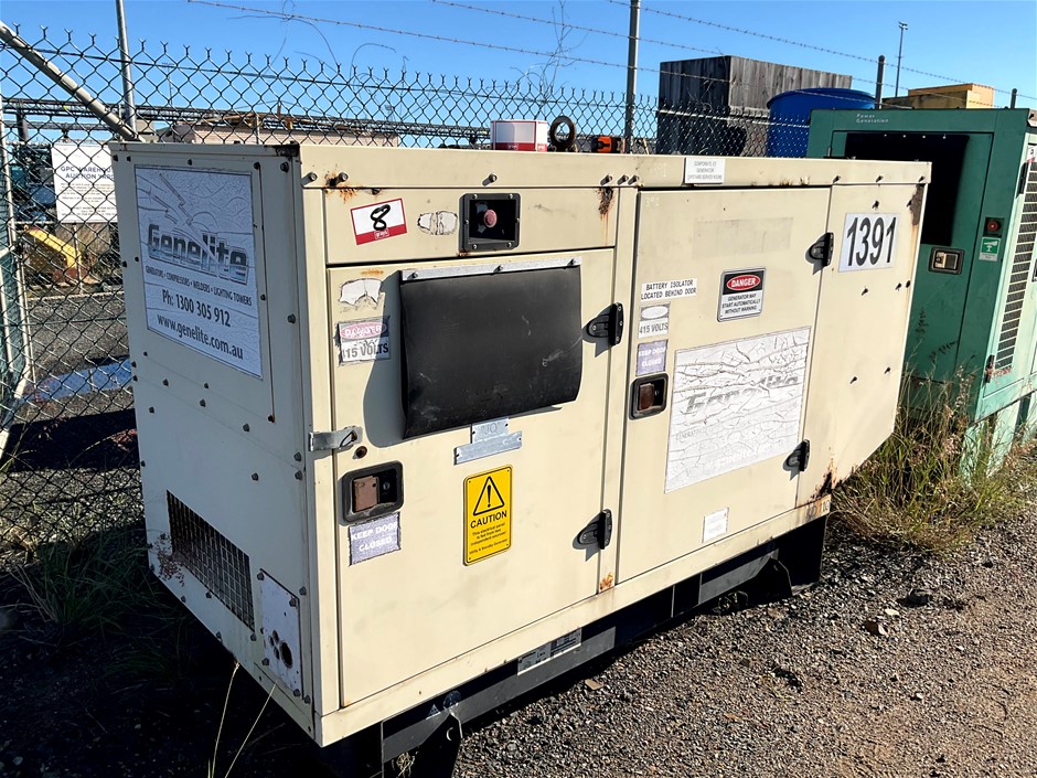 John Deere Genelite Enclosed Diesel Generator Set