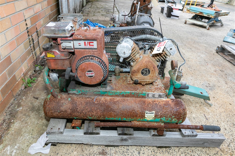 Puma Portable Petrol Air Compressor