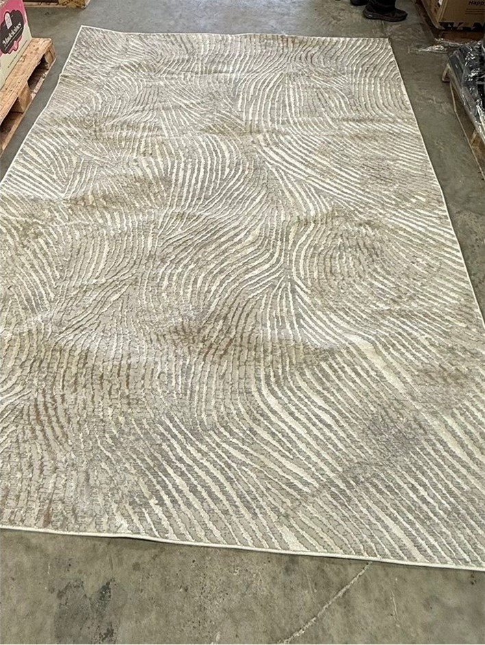 GERTMENIAN Divina Area Rug, 200cm x 274cm, Dara, G19973. NB: Minor use.