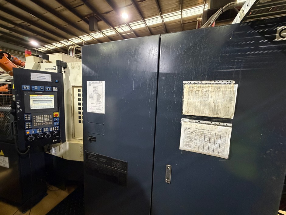 2013 Makino A51-5XR Horizontal Machining Centre - M10