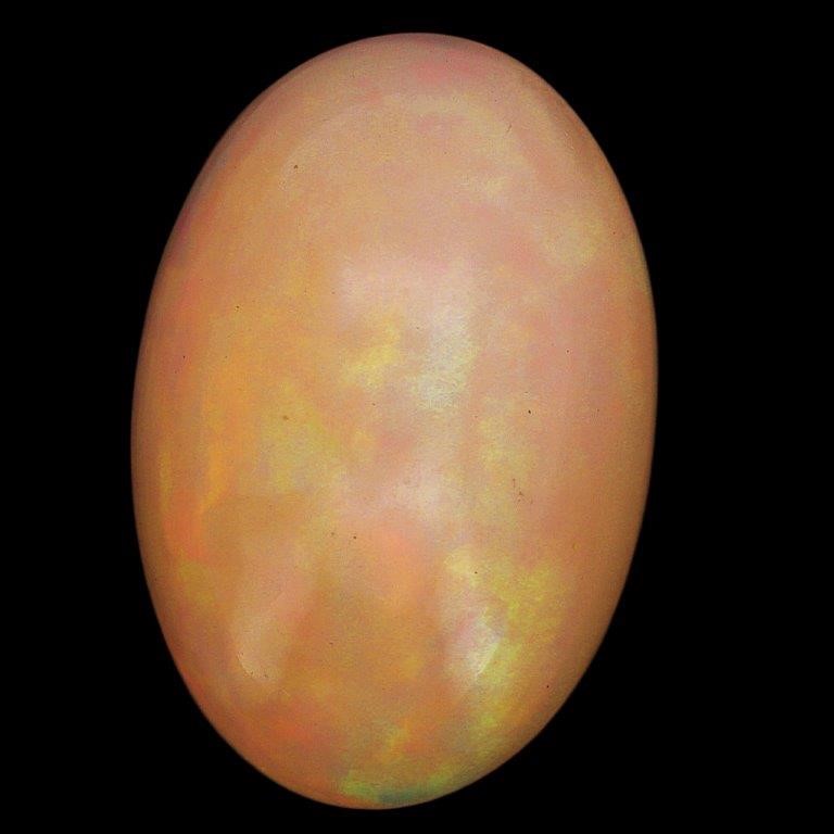 5.61 Carats White Color-Play Opal