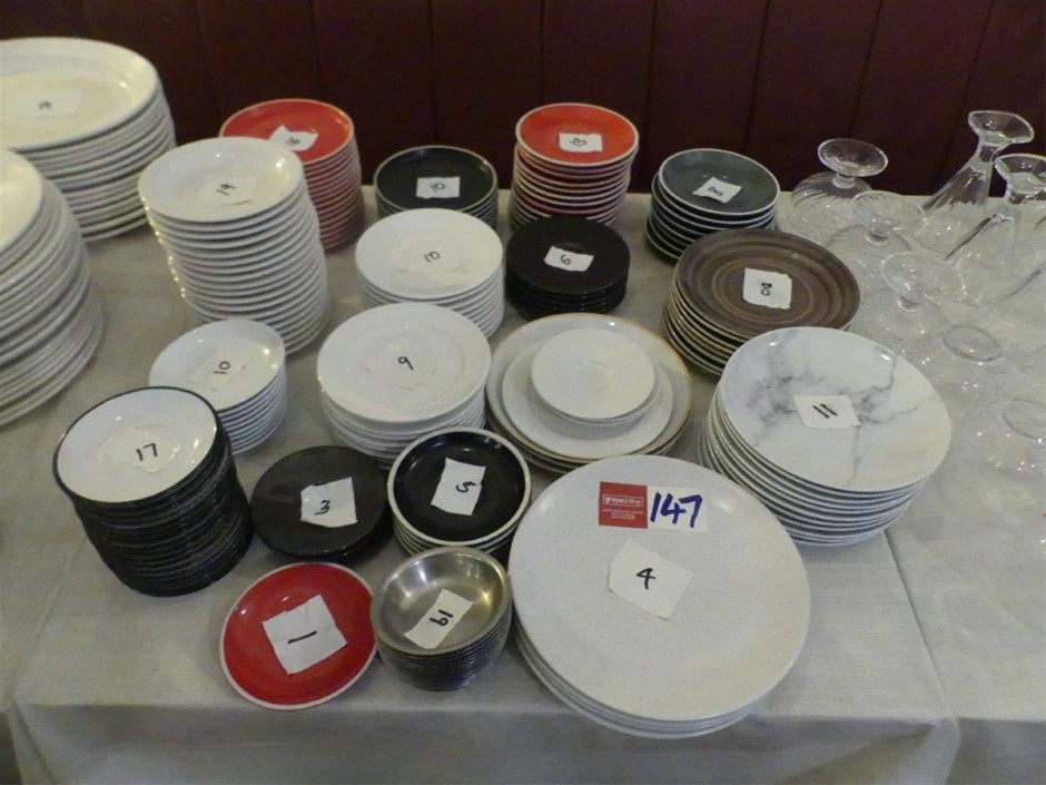<B>Dining Ware</B>