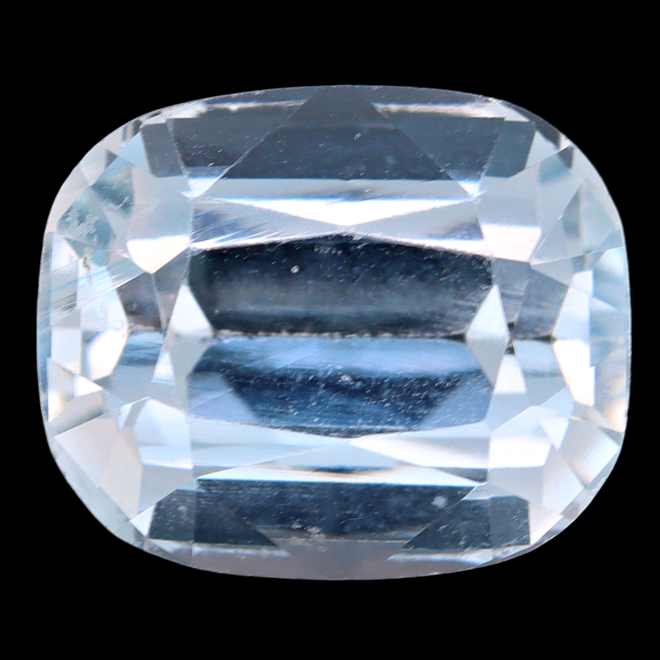 7.21 Carats Light Blue Topaz