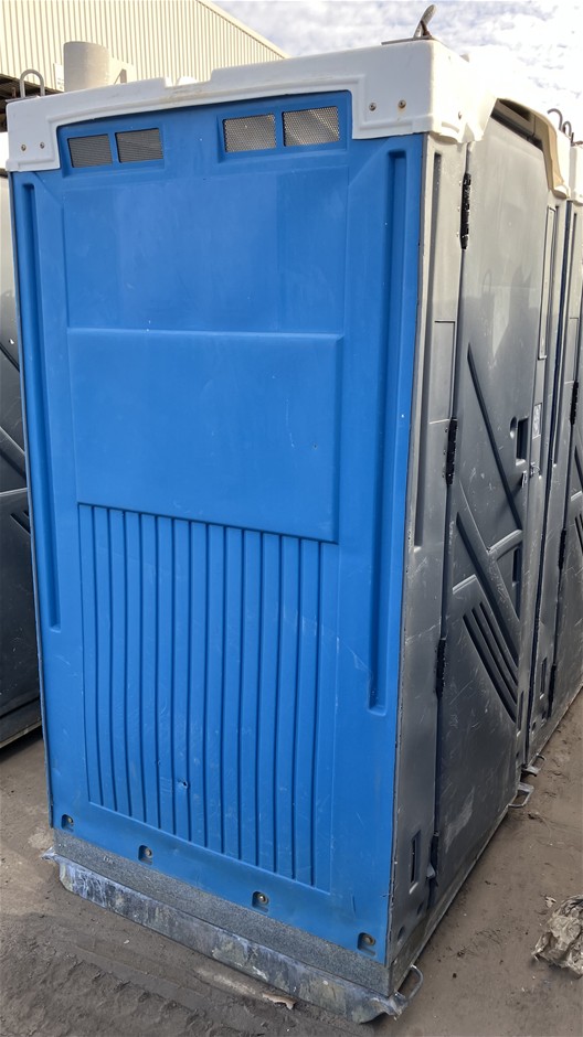 Portable Toilet - Fresh Water Flush - Glendenning