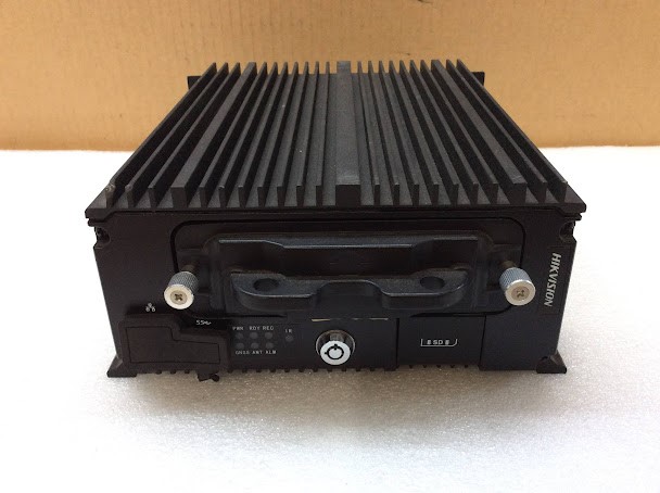 Hikvision DS-MP7608HN Network Video Recorder