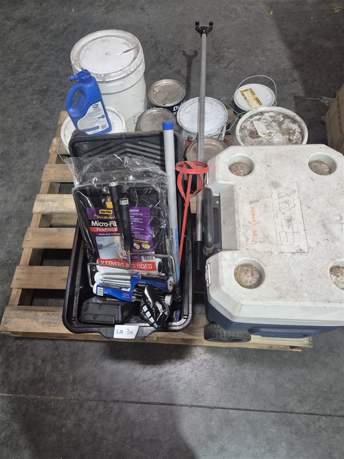 Assorted Painting Equipment