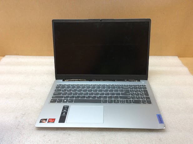 LENOVO 82R1 Laptop RYZEN 3 3250U 8GBRAM/128GB