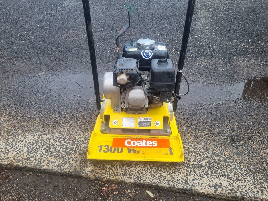 <p>Wacker Neuson VPH70 Compactor</p>