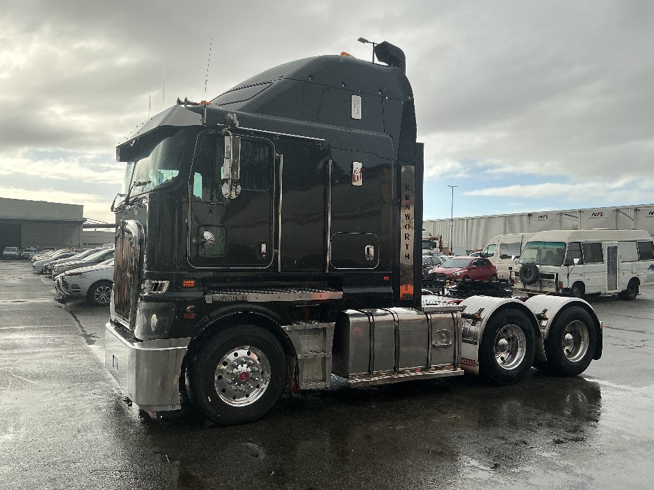 2017 Kenworth K200 6x2 Prime Mover