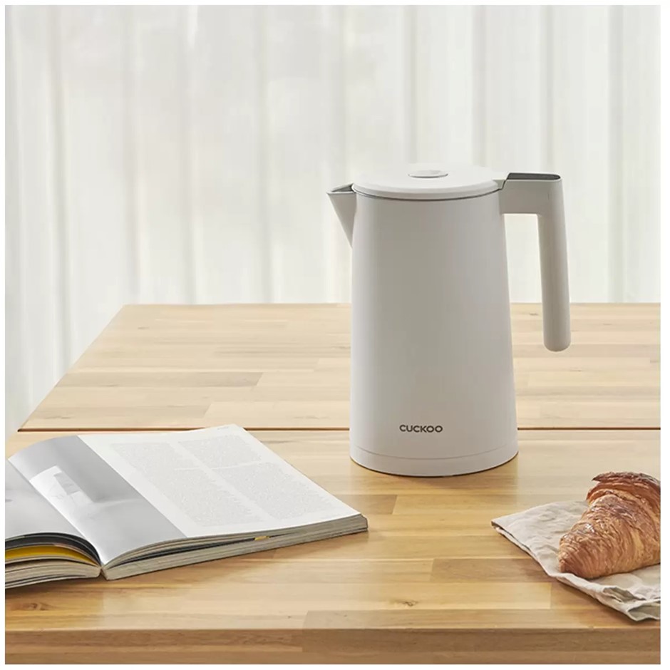 CUCKOO Electric Kettle, White, CK-C170TW. NB: Minor use.