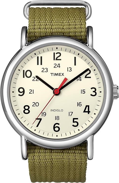 TIMEX Unisex Adult's Weekender 38mm Fabric Strap Watch Watch, Olive, 38 mm.