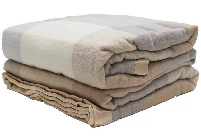 ONKAPARINGA Wool Blanket, Queen/King, 240cm x 265cm, Grey/Natural Check. NB