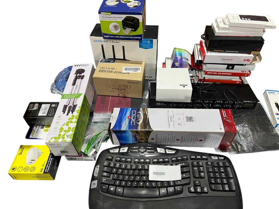 Assorted Electronics & Accessories. NB: Products Are Untested/Condition Unk