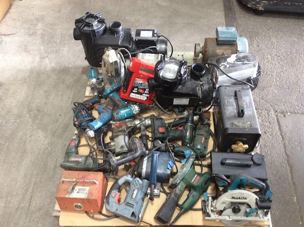 Bosch/Ryobi/Ozito Mixed Brand and Model Electric Drill/Power Tools