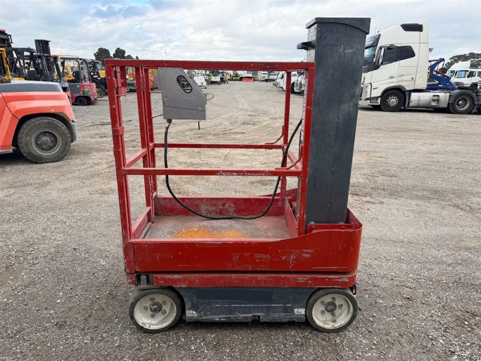 2015 SkyJack Man Lift