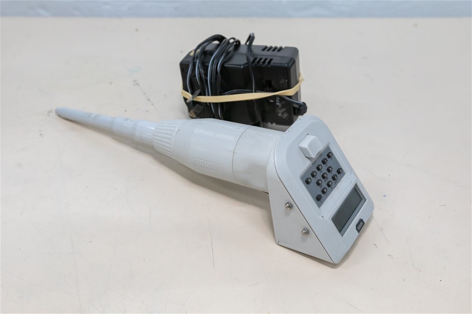 Micro Pipettor Variable Volume To 1000ul Multifunction Mode 