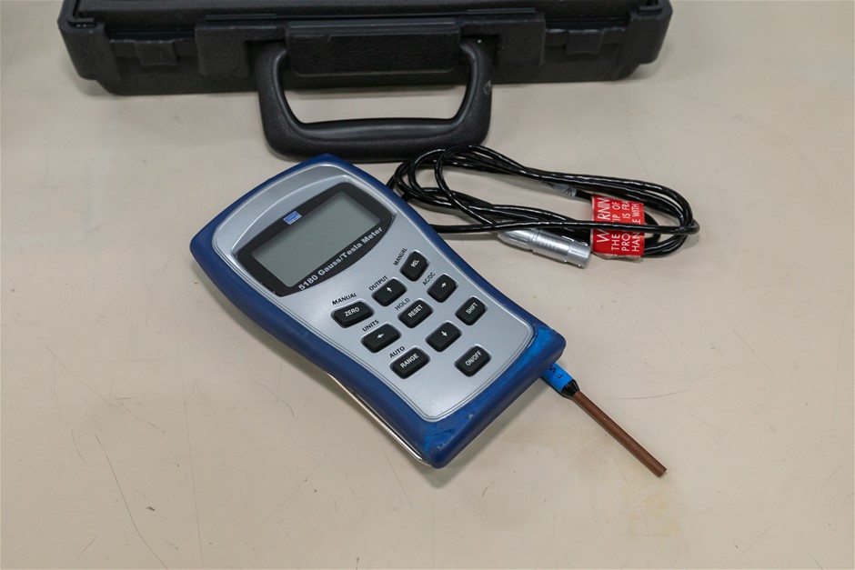 Gauss / Tesla Meter Portable with Probe and Case