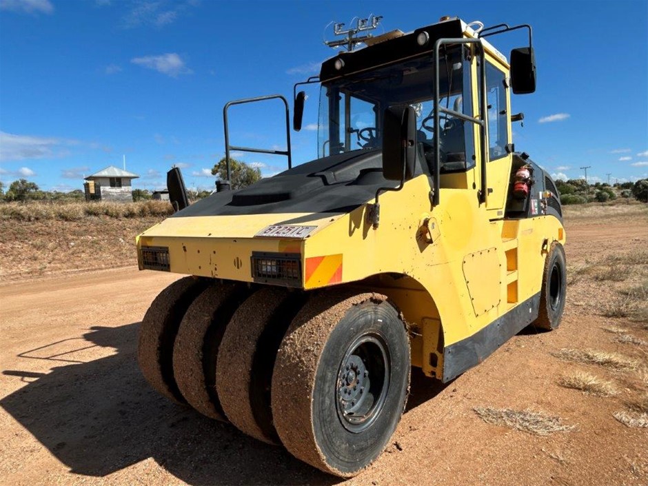 2010 Bomag BW 2S RH Multi Wheel Tire Roller